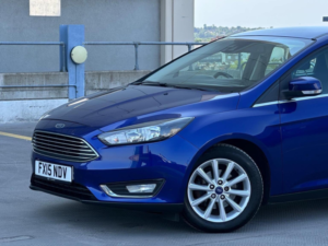 2015 Ford Focus 1.6 Titanium Powershift Euro 6 5dr in Blue — image 4