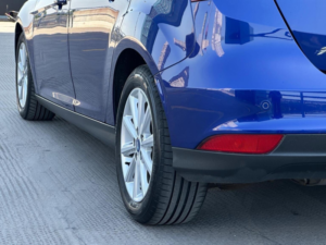 2015 Ford Focus 1.6 Titanium Powershift Euro 6 5dr in Blue — image 5