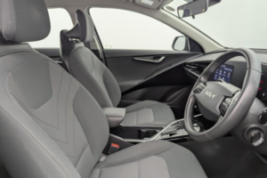 2022 Kia Niro 1.6h Gdi 2 SUV 5dr Petrol Hybrid Dct Euro 6 (s/s) (139 Bhp) in Black — image 3