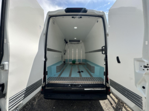 2022 Iveco Daily 2.3 D Hpi 14v Business 35s 3520 in White — image 5
