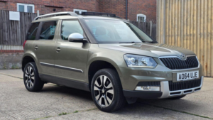 2014 Skoda Yeti 2.0 Tdi Laurin & Klement Outdoor DSG 4WD Euro 5 5dr in Green — image 5