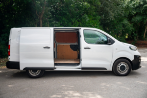 2022 Peugeot Expert 1.5 Expert Professional Premium Long Bhdi 100 S&s 6-Speed Manual in White — image 4