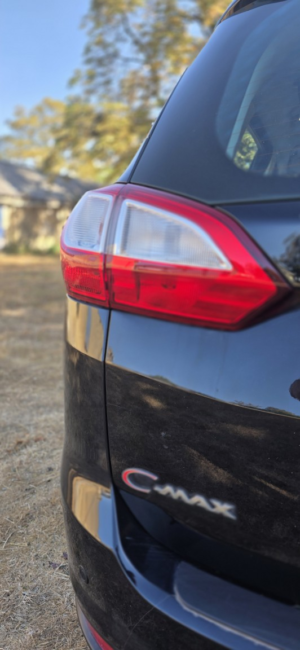 2019 Ford Grand C-Max 1.0 T Ecoboost Gpf Zetec in Black — image 2