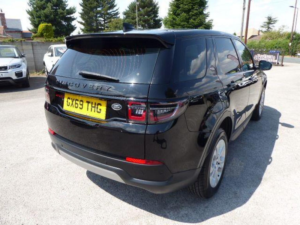 2020 Land Rover Discovery Sport 2.0 D150 S Euro 6 (s/s) 5dr in Black — image 4