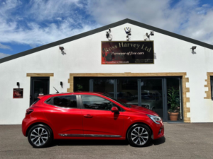 2019 Renault Clio 1.0 Tce Iconic Euro 6 (s/s) 5dr in Red — image 3