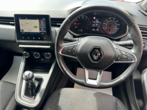 2019 Renault Clio 1.0 Tce Iconic Euro 6 (s/s) 5dr in Red — image 6