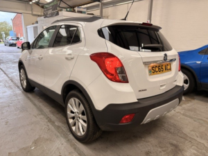 2015 Vauxhall Mokka 1.6 Cdti Se in White — image 3