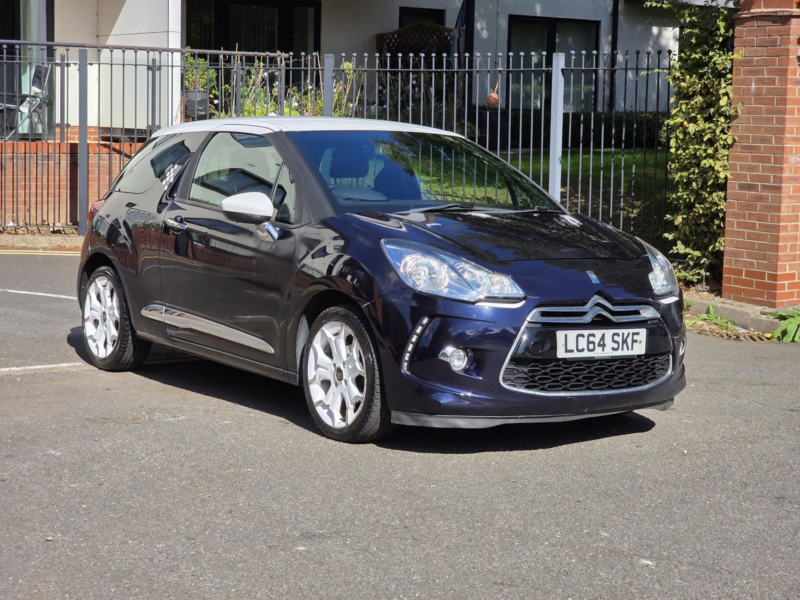 2015 Citroen Ds3 1.6 E-Hdi Dstyle Ice Hatchback 3dr Diesel Manual Euro 5 (s/s) (90 Ps) in Blue — image 1