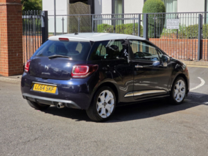 2015 Citroen Ds3 1.6 E-Hdi Dstyle Ice Hatchback 3dr Diesel Manual Euro 5 (s/s) (90 Ps) in Blue — image 5