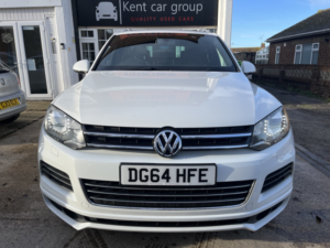 2014 Volkswagen Touareg 3.0 Tdi V6 Bluemotion Tech R-Line in White — image 3