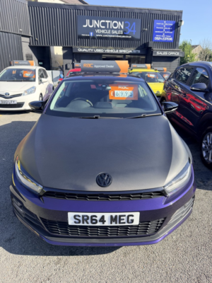 2015 Volkswagen Scirocco 1.4 Tsi Bluemotion Tech in Purple — image 3