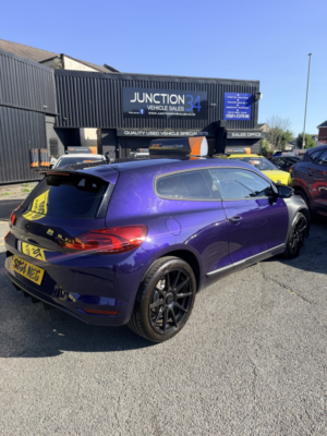 2015 Volkswagen Scirocco 1.4 Tsi Bluemotion Tech in Purple — image 5