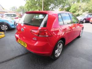 2016 Volkswagen Golf 1.6 Tdi Bluemotion Tech Match Edition Euro 6 (s/s) 5dr in Red — image 5