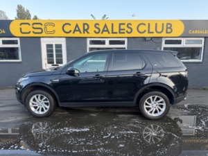 2018 Land Rover Discovery Sport 2.0 Td4 Se Tech 4WD Euro 6 (s/s) 5dr in Black — image 2