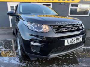 2018 Land Rover Discovery Sport 2.0 Td4 Se Tech 4WD Euro 6 (s/s) 5dr in Black — image 5