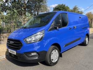 2023 Ford Transit Custom 2.0 Transit Custom Trend Van 300 L2 2.0l Ecoblue 105ps Fwd 6 Speed Manual in Blue — image 3