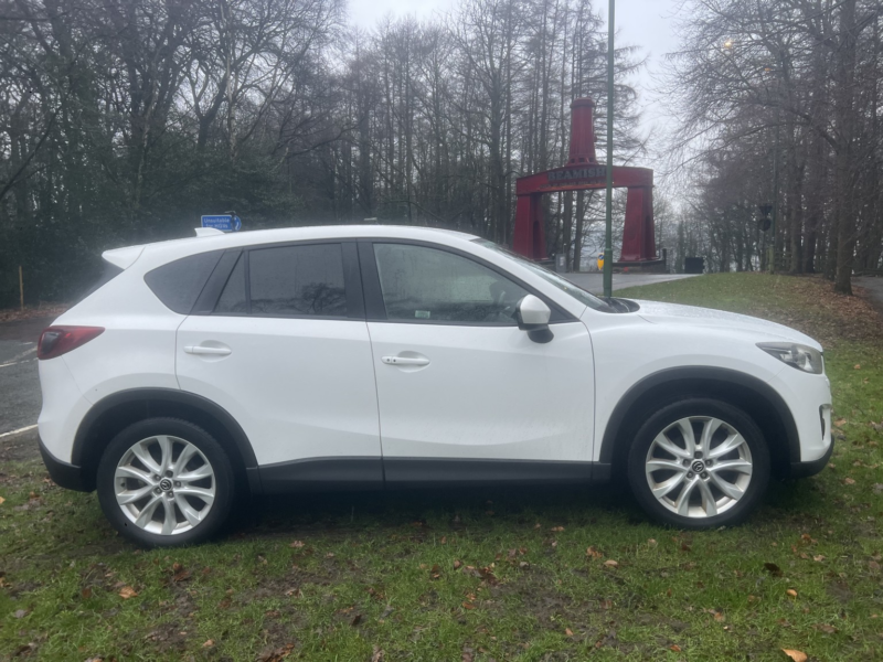 2013 Mazda Cx-5 2.2 Skyactiv-D Sport Nav in White — image 1