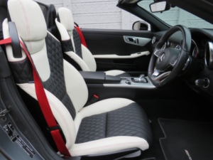 2017 Mercedes-Benz Slc Slc 250d Amg Line Roadster 9g Automatic * Two Tone Quilted Leather + Pan Roof + Night Pack * in Grey — image 5