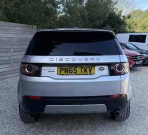 2015 Land Rover Discovery Sport 2.0 Td4 Hse in Silver — image 4