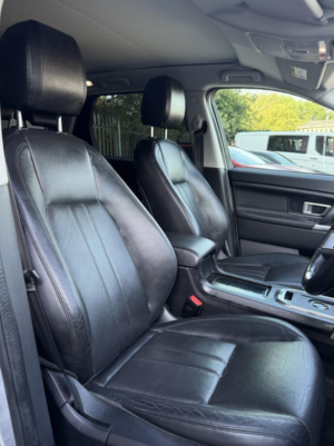 2015 Land Rover Discovery Sport 2.0 Td4 Hse in Silver — image 5