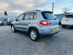 2010 Volkswagen Tiguan 2.0 Tdi S in Grey — image 5
