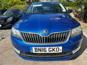 2016 Skoda Rapid Spaceback 1.4 Tdi Se Tech in Blue — image 5