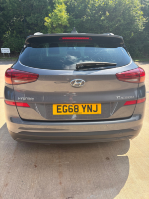 2019 Hyundai Tucson 1.6 Gdi Se Nav SUV 5dr Petrol Manual Euro 6 (s/s) (132 Ps) in Grey — image 4