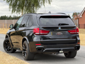 2015 BMW X5 3.0 40d M Sport Auto Xdrive Euro 6 (s/s) 5dr in Black — image 4