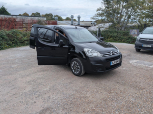 2018 Citroen Berlingo 1.6 Bluehdi 625 Enterprise L1 5dr in Black — image 5