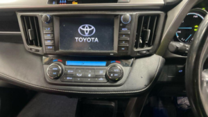 2017 Toyota Rav4 2.5 Vvt-H Excel CVT 4WD Euro 6 (s/s) 5dr (safety Sense, Nav) in White — image 4