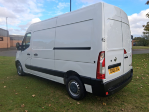 2021 Vauxhall Movano 2.3 Cdti 3500 Biturbo Edition Panel Van 5dr L2 H2 Diesel Manual Fwd L2 H2 Euro 6 (135 Ps) in White — image 3