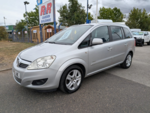2010 Vauxhall Zafira 1.6 16v Energy in Silver — image 2