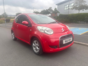 2011 Citroen C1 1.0i Vtr+ Hatchback 3dr Petrol Manual Euro 5 (68 Ps) in Red — image 2