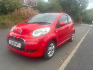 2011 Citroen C1 1.0i Vtr+ Hatchback 3dr Petrol Manual Euro 5 (68 Ps) in Red — image 4