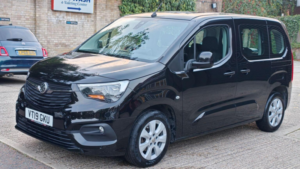 2019 Vauxhall Combo Life 1.5 Turbo D Blueinjection Energy Euro 6 (s/s) 5dr in Black — image 3