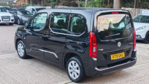 2019 Vauxhall Combo Life 1.5 Turbo D Blueinjection Energy Euro 6 (s/s) 5dr in Black — image 5