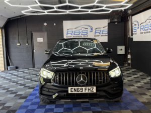 2020 Mercedes-Benz Glc 3.0 Glc43 V6 Amg in Black — image 2