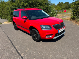 2014 Skoda Yeti Se Greenline Ii Tdi Cr in Red — image 2
