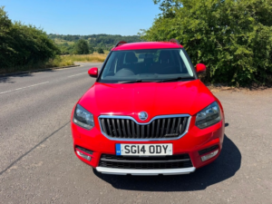 2014 Skoda Yeti Se Greenline Ii Tdi Cr in Red — image 3