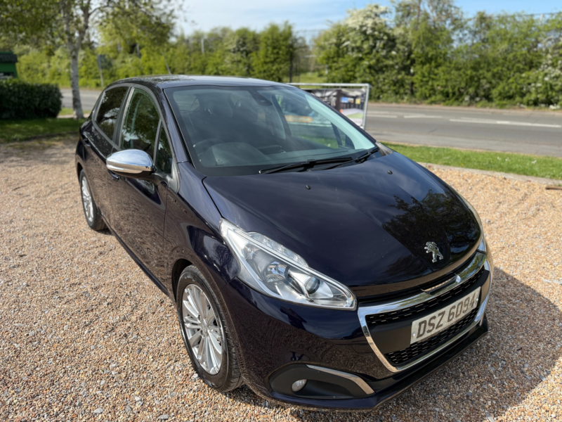 2019 Peugeot 208 1.2 Puretech Signature Hatchback 5dr Petrol Manual Euro 6 (s/s) (82 Ps) New Timing Belt in Blue — image 1