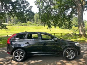 2013 Volvo Xc60 2.4 D5 R-Design Nav SUV 5dr Diesel Geartronic AWD Euro 5 (215 Ps) in Black — image 2