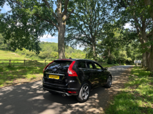 2013 Volvo Xc60 2.4 D5 R-Design Nav SUV 5dr Diesel Geartronic AWD Euro 5 (215 Ps) in Black — image 3