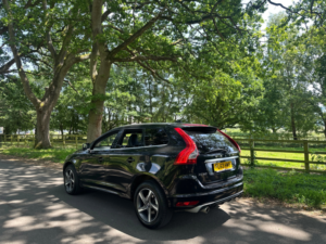 2013 Volvo Xc60 2.4 D5 R-Design Nav SUV 5dr Diesel Geartronic AWD Euro 5 (215 Ps) in Black — image 6