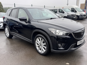 2014 Mazda Cx-5 2.2 Skyactiv-D Sport Nav in Black — image 4