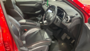 2022 MG MG Zs 51.1kwh Trophy Auto 5dr in Red — image 4