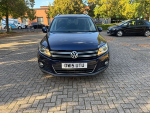 2015 Volkswagen Tiguan 2.0 Tdi Bluemotion Tech Match DSG 4WD Euro 6 (s/s) 5dr in Blue — image 2