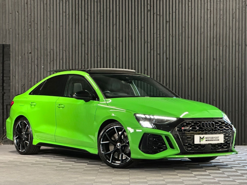 2022 Audi Rs3 2.5 Tfsi Vorsprung in Green — image 1