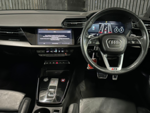 2022 Audi Rs3 2.5 Tfsi Vorsprung in Green — image 5