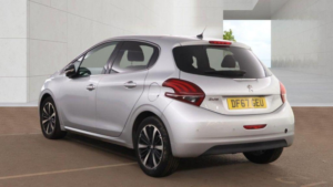 2018 Peugeot 208 1.2 Puretech Allure Premium Euro 6 (s/s) 5dr in Silver — image 5