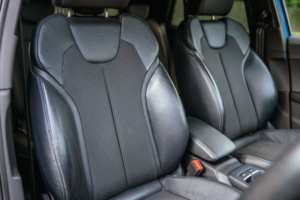 2019 Audi Q2 1.5 Tfsi Cod 35 Black Edition SUV 5dr Petrol Manual Euro 6 (s/s) (150 Ps) in Blue — image 4